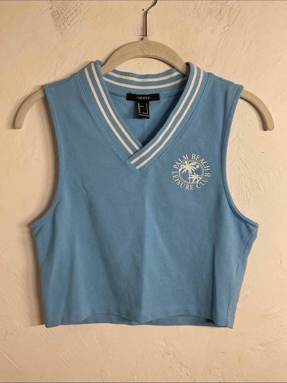 Forever21 Striped V Neck Palm Beach Graphic Crop Knit Top Blue Size S